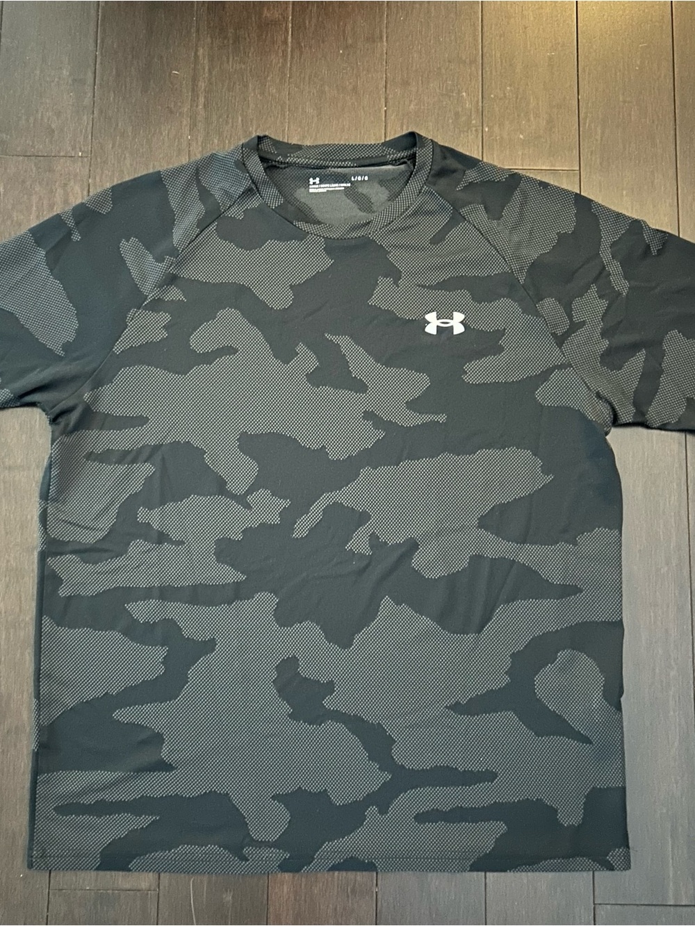 Under Armour Men’s Black Camo Performance T-Shirt Size Large